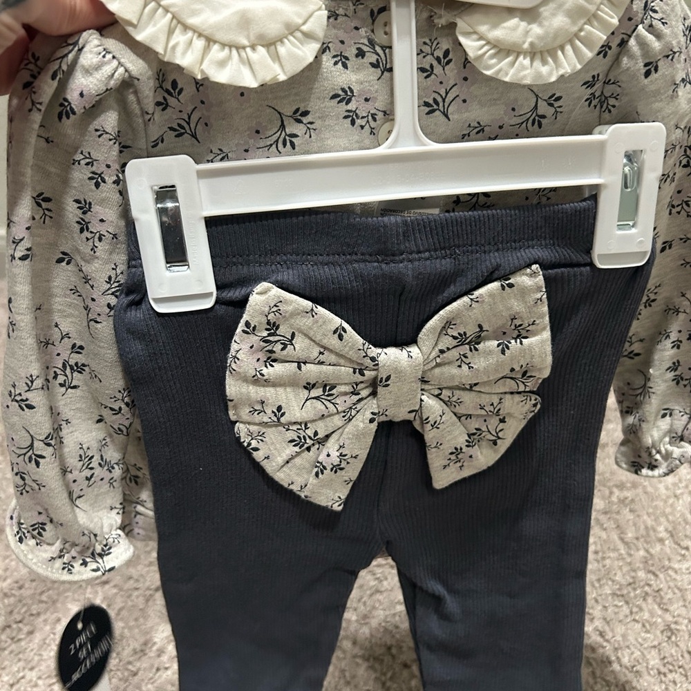 Floral Baby Outfit with Leggings and Headband- nwt- 3-6 month - Picture 4 of 4